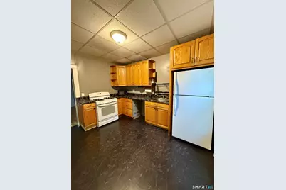 39 Loveland Street, Middletown, CT 06457 - Photo 2