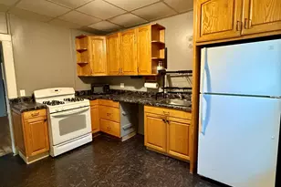 39 Loveland St, Middletown, CT 06457 - Photo 2