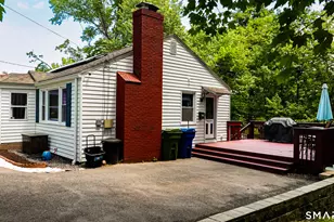 6 Sinclair St, Windsor, CT 06095 - Photo 4