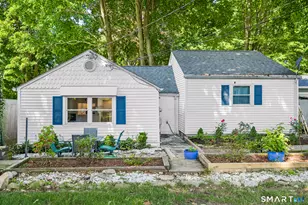 20 Pine St, Waterford, CT 06385 - Photo 1