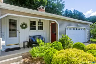 148 Clover Hill Dr, Agawam, MA 01030 - Photo 6