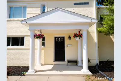 9 Stephen Street, Manchester, CT 06040 - Photo 1