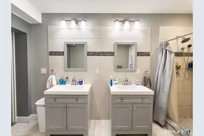 9 Stephen Street, Manchester, CT 06040 - Photo 14