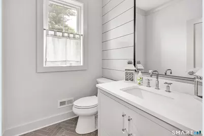 888 Oldfield Road #888, Fairfield, CT 06824 - Photo 18