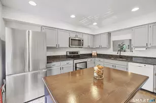 115 Fillow St, Norwalk, CT 06850 - Photo 16