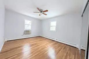 15 Cherry Hill Dr, Bridgeport, CT 06606 - Photo 28