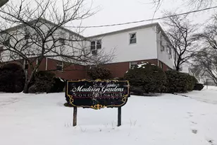 15 Cherry Hill Dr, Bridgeport, CT 06606 - Photo 2