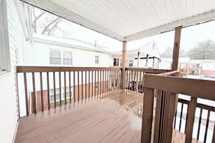 15 Cherry Hill Dr, Bridgeport, CT 06606 - Photo 10