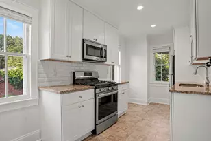 38 W Morgan Ave, Fairfield, CT 06824 - Photo 16