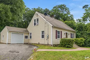 84 Lakeview Ave, Cheshire, CT 06410 - Photo 2