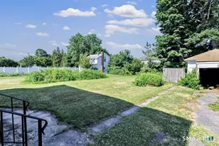 295 Washington Pkwy, Stratford, CT 06615 - Photo 8