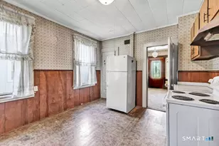 295 Washington Pkwy, Stratford, CT 06615 - Photo 18