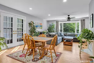 96 Colonial Hill Dr, Wallingford, CT 06492 - Photo 12