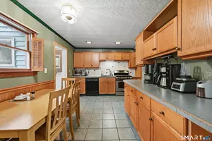 220 Marina Dr, Stratford, CT 06614 - Photo 14