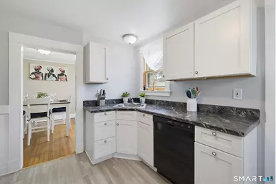 154 Cooper Hill Street #154, Manchester, CT 06040 - Photo 16