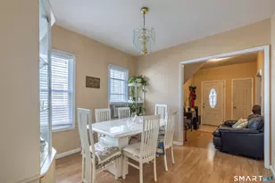 639 Laurel Ave, Bridgeport, CT 06605 - Photo 8