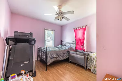 639 Laurel Avenue, Bridgeport, CT 06605 - Photo 10