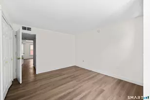 136 Maple Ave, Hartford, CT 06114 - Photo 16