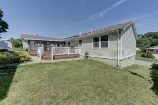107 Johl Dr, Groton, CT 06340 - Photo 4