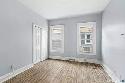 32-34 Park Terrace, Bridgeport, CT 06604 - Photo 16