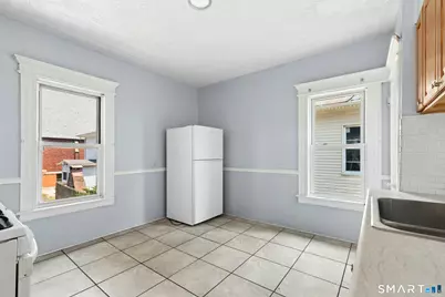 32-34 Park Terrace, Bridgeport, CT 06604 - Photo 12