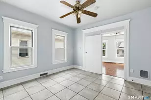 32-34 Park Terrace, Bridgeport, CT 06604 - Photo 10