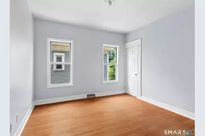 32-34 Park Terrace, Bridgeport, CT 06604 - Photo 18
