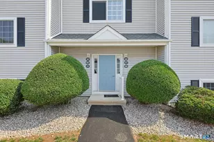 310 Boston Post Rd, Waterford, CT 06385 - Photo 2