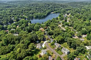 469 Woodridge Ave, Fairfield, CT 06825 - Photo 40