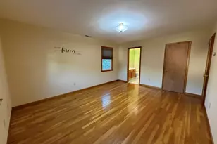 50 Lincoln Ave, Danbury, CT 06810 - Photo 14