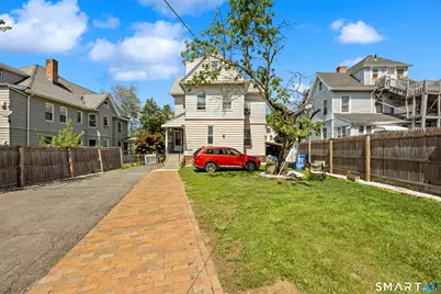 37 Preston Street, Hartford, CT 06114 - Photo 24