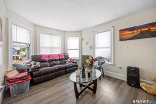37 Preston St, Hartford, CT 06114 - Photo 8