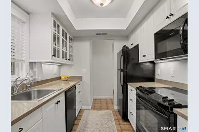 66 Glen View #66, Wilton, CT 06897 - Photo 20