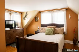 71 School St, Fairfield, CT 06824 - Photo 12