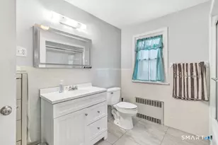 50 Hawthorne Ave, Derby, CT 06418 - Photo 8