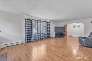 50 Hawthorne Ave, Derby, CT 06418 - Photo 6