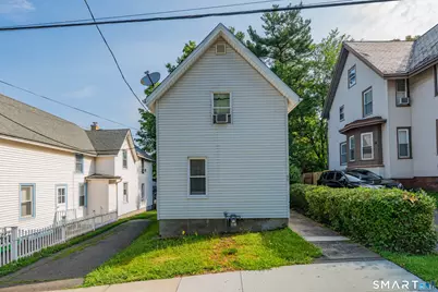 90 Myrtle Street, Meriden, CT 06450 - Photo 2