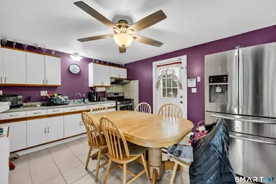 90 Myrtle Street, Meriden, CT 06450 - Photo 6