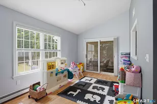 157 Harris Dr, Newington, CT 06111 - Photo 16