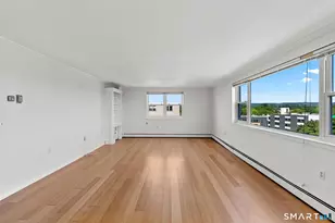 887 Farmington Ave, West Hartford, CT 06119 - Photo 6