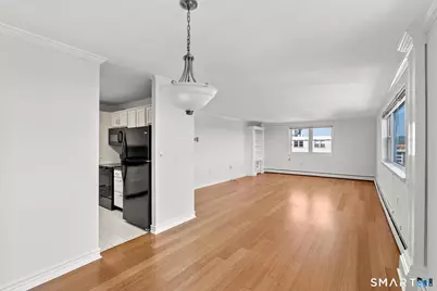 887 Farmington Avenue #6A, West Hartford, CT 06119 - Photo 4