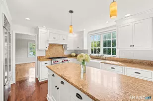 90 Fern St, Fairfield, CT 06824 - Photo 18