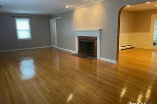 23 Marlen Dr, North Haven, CT 06473 - Photo 2