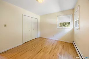 46 E Maxwell Dr, West Hartford, CT 06107 - Photo 12