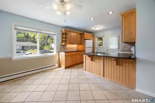 46 E Maxwell Dr, West Hartford, CT 06107 - Photo 4