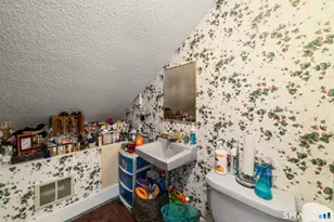 100 Blue Trail, Hamden, CT 06518 - Photo 34