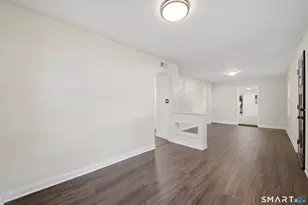 11 Barmore Dr W, Stamford, CT 06905 - Photo 8
