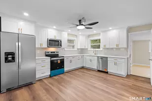 12 Homestead Pl, Branford, CT 06405 - Photo 10