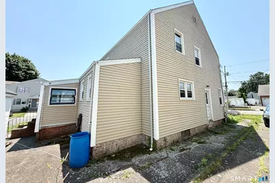 46 Garden Drive, Bridgeport, CT 06606 - Photo 6