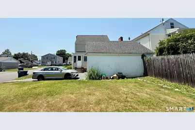 46 Garden Drive, Bridgeport, CT 06606 - Photo 4